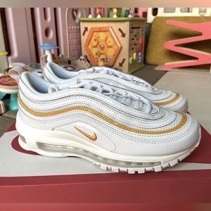 Nike Women’s Air Max 97 Shoes